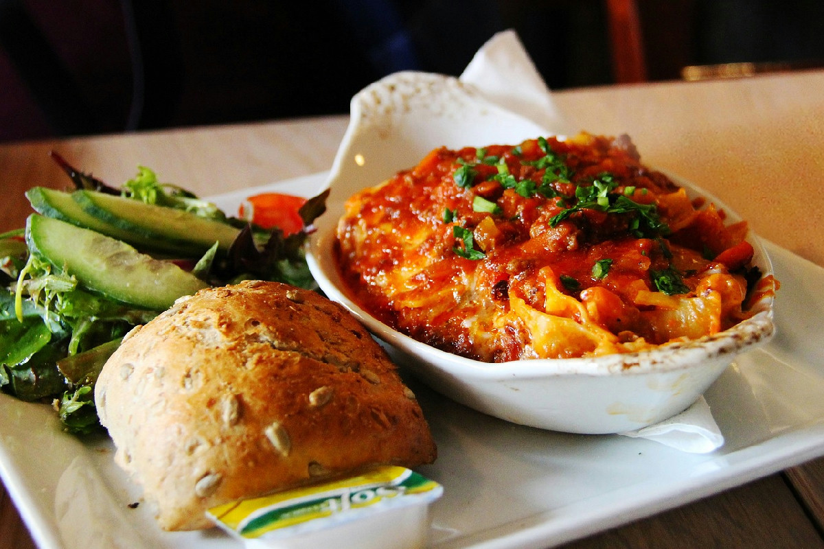 Le lasagne di zucchine che mettono d’accordo anche chi ama il ragù: scopri la variante ricca