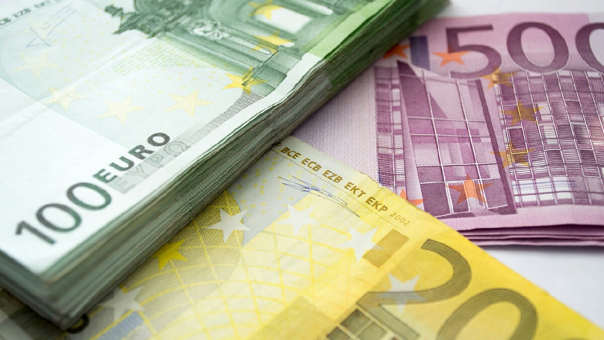 Tredicesima, arriva il Bonus 100 euro: ecco chi può inserirlo direttamente nel 730/2025